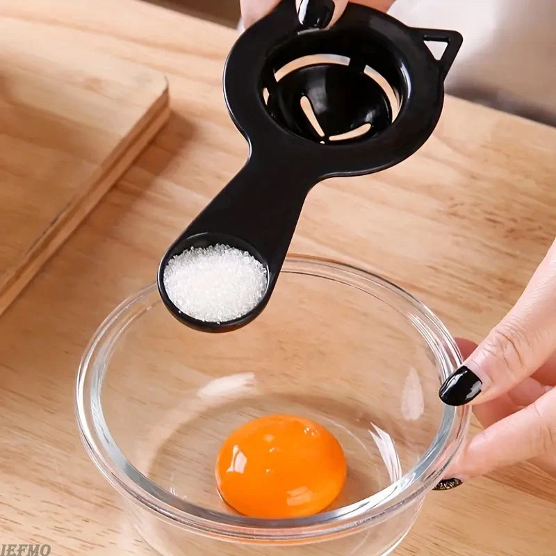 Separator jajek i miarka 2w1 – kotek